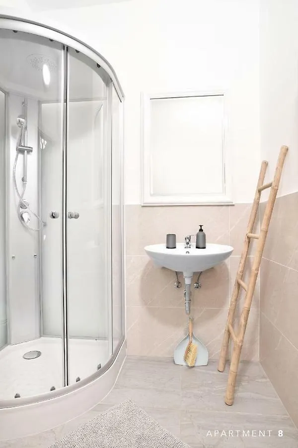 Downtown Apartment / Free Parking Laibach